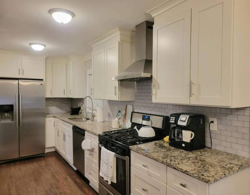 Villa Refreshed!! Private 4Brms 2 Bath - 2 King Beds!! Smyrna Exterior foto