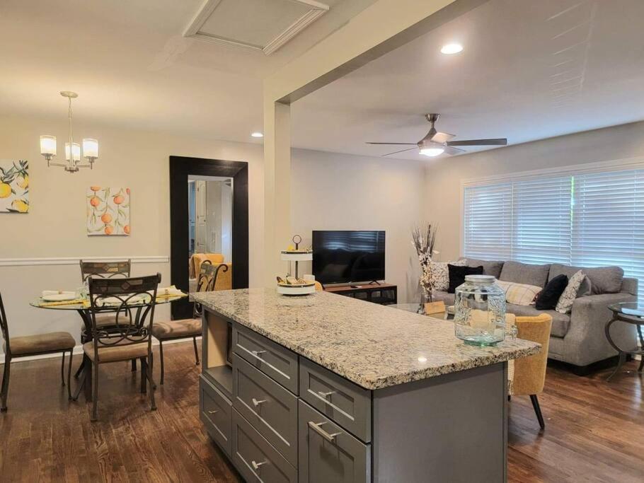 Villa Refreshed!! Private 4Brms 2 Bath - 2 King Beds!! Smyrna Exterior foto